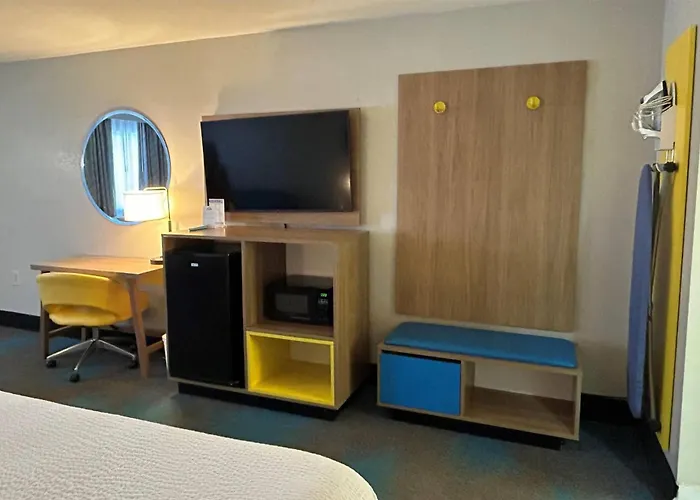 Days Inn By Wyndham Goose Creek