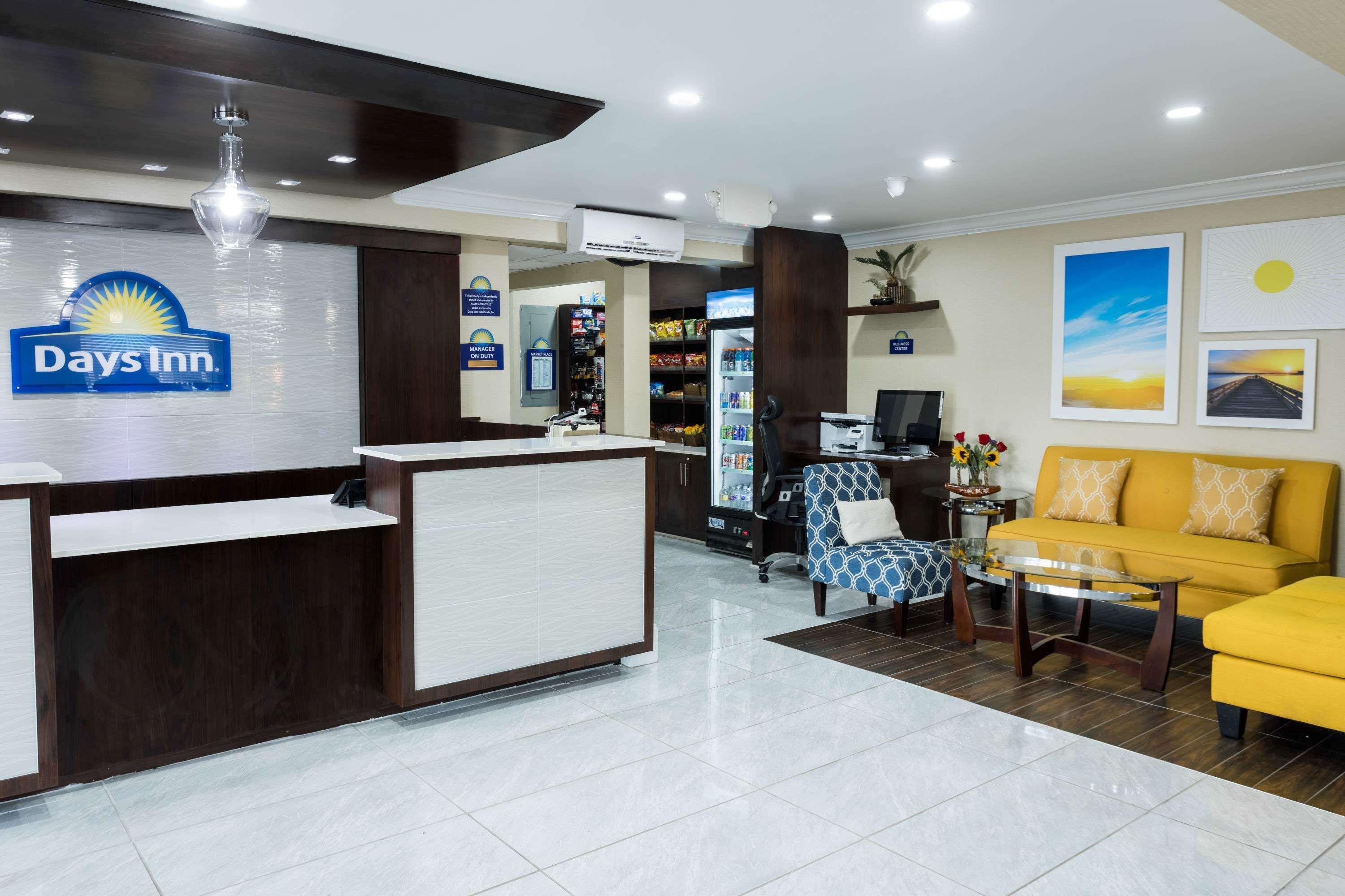 Days By Wyndham Goose Creek