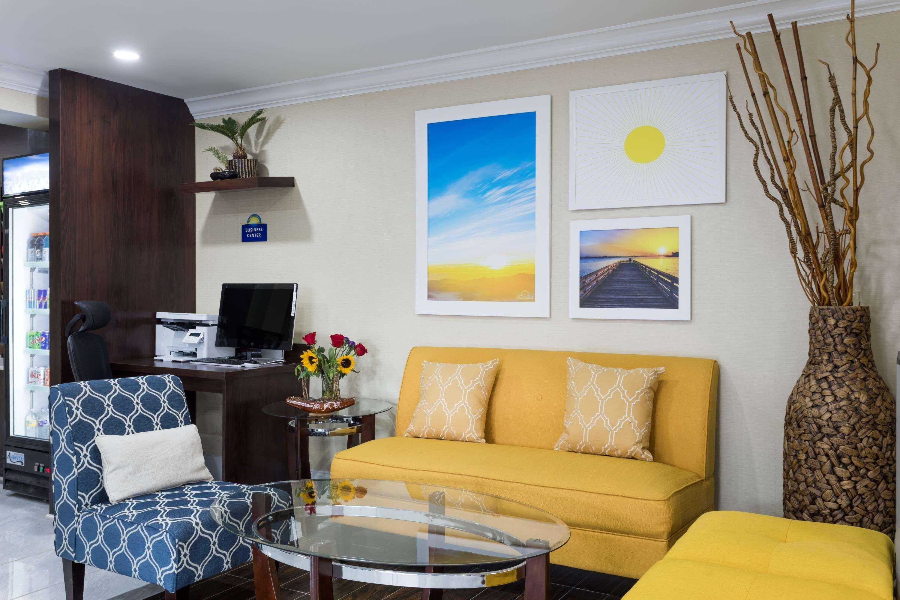 Days By Wyndham Goose Creek 2*