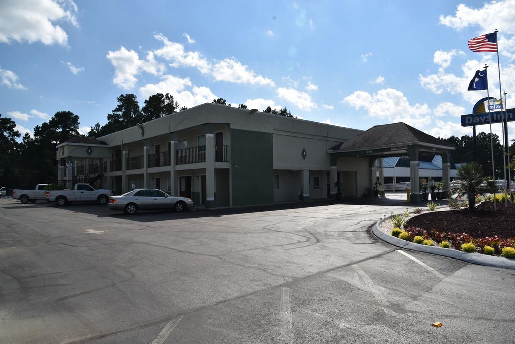 Days By Wyndham Goose Creek Motel