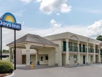 Days By Wyndham Goose Creek Motel
